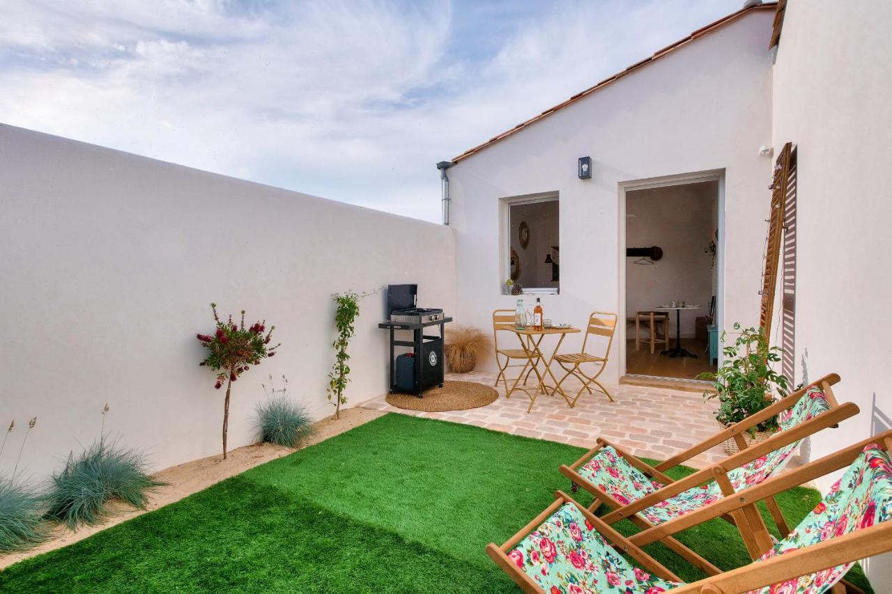 Studio Avec Terrasse A 250 Metres Du Port Rivedoux-Plage Exterior photo
